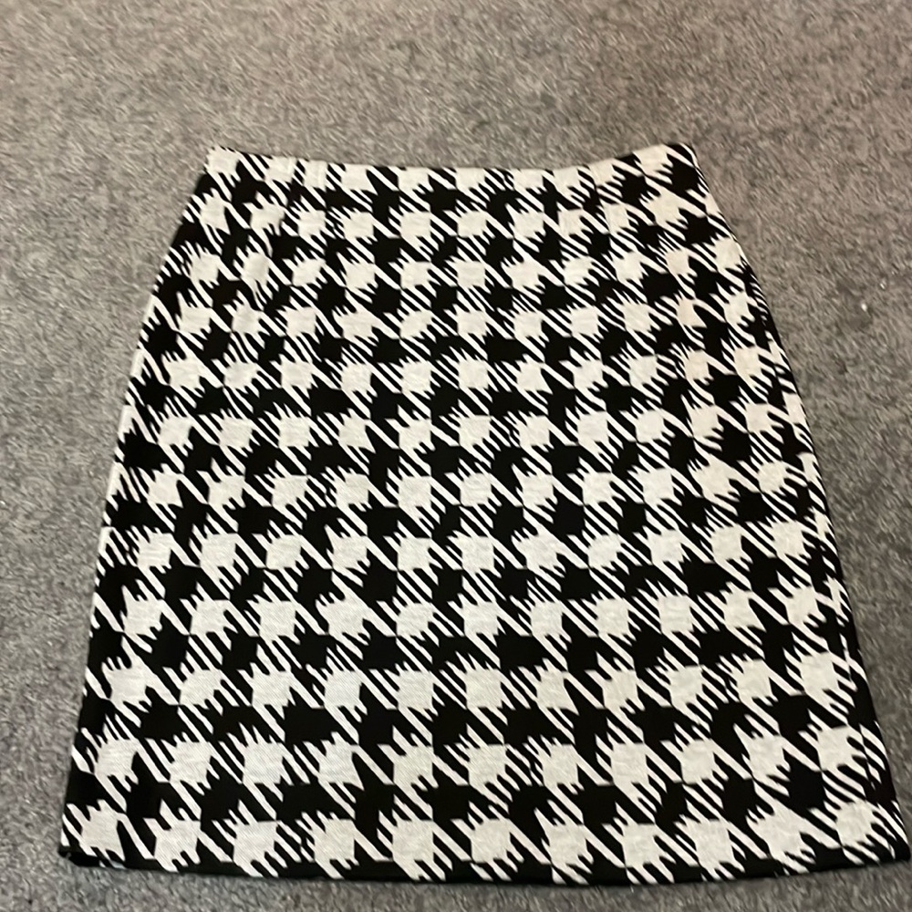 Halogen Skirt